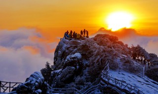 高山之颠意思介绍 高山之颠的颠是什么意思