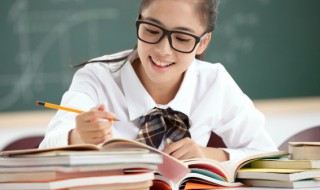 杜甫的登岳阳楼主旨介绍 杜甫的登岳阳楼是什么主旨
