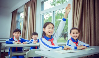 白头皆老的意思 白头皆老的皆字错了吗