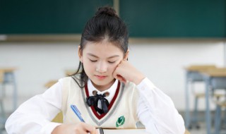 坐怀不乱真君子下一句解释 坐怀不乱真君子下一句