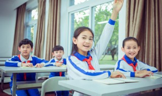 绿水本无忧的下一句是哪句 绿水本无忧的下一句是什么