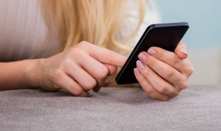 朋友圈只文字怎么操作 朋友圈不带图片怎么发文字