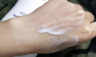 身体乳擦完黏黏的解决方法 身体乳擦完黏黏的怎么办