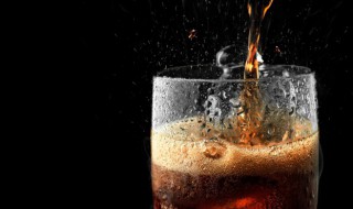 可乐啤酒同时喝行不行 可乐啤酒能不能一起喝