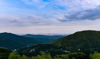 梅岭旅游攻略最佳线路 梅岭旅游攻略