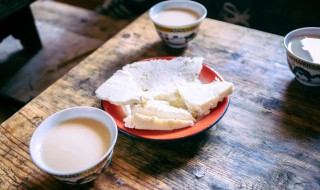 酥油茶是哪个地区的美食 酥油茶是哪里的特产