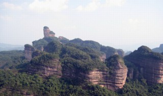 关于丹霞山的简介 丹霞山在哪里