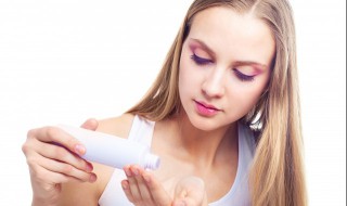 在夏天能不能只用爽肤水 夏天直接用爽肤水不用乳可以吗