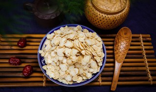 西洋参和石斛一起泡水有哪些功效与作用 西洋参和石斛一起泡水的功效与作用