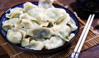 哺乳期吃韭菜馅饺子行吗 哺乳期可以吃韭菜饺子吗