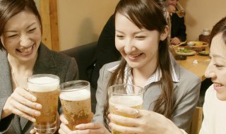 喝白酒不容易醉的技巧有哪些 喝白酒不容易醉的技巧