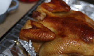 鸡头可以吃吗 鸡头可以吃吗有毒素没有