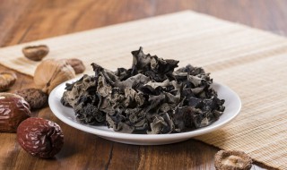 木耳炒牛肉能不能一起吃 木耳炒牛肉能一起吃吗