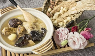鸡和什么炖最有营养 鸡炖什么