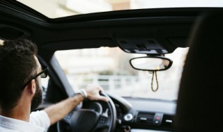 奥迪a8l天窗基本设置 奥迪a8l天窗使用方法