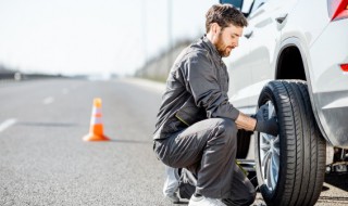 奥迪a4l前驱和四驱区别大吗 奥迪a4l前驱跟前置四驱的区别