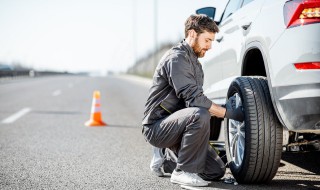 比亚迪s6机油滤芯在哪个位置 奥迪s6机油格位置在哪里