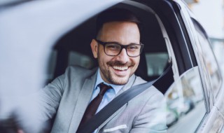 奥迪a6的行车电脑在哪里 12奥迪a6车身电脑在哪里