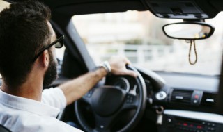 汽车刚喷完漆是否能洗车 汽车刚喷完漆能洗车吗