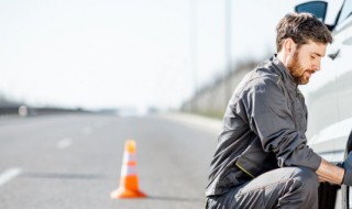 奥迪车标锈了如何处理 苏州奥迪生锈处理方法