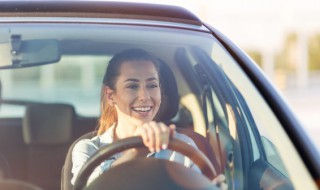 奥迪q2ld档怎么切换s档 奥迪q2怎么挂s挡