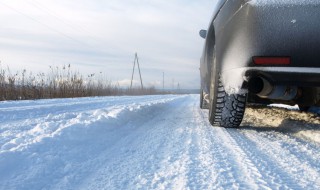 车上有积雪能开车吗 车上有积雪可以开车吗