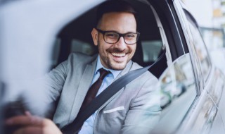 白色车发黄如何恢复 白色车子发黄了怎么办