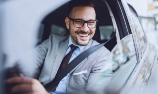 奥迪q2l是电动的吗 奥迪q2l纯电动能回收什么意思