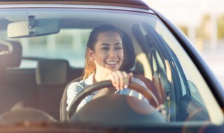 奥迪a6l坡道起步溜车 奥迪a6l长下坡路段怎么操作