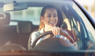 a8车内后视镜怎么拆 09款奥迪a8l后视镜怎么拆