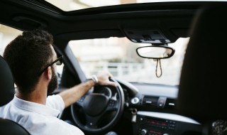 奥迪A3车架号在哪里 18年奥迪a3车架号在哪里