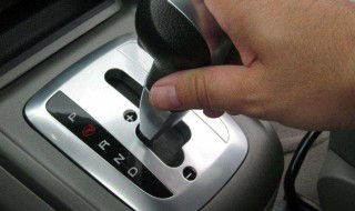 奥迪q3起步抖动是什么原因 奥迪q3车停着n档抖是什么原因