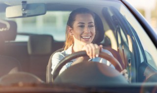 奥迪安全带卡扣怎么拆图解 奥迪安全带底座如何拆解