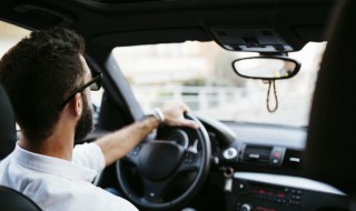 奥迪q5无缘无故警报响 奥迪q5后座报警是什么原因