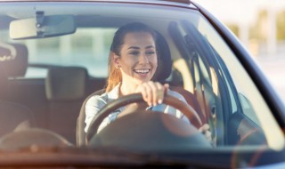 奥迪q5启动键在哪怎么启动 奥迪q5启动键在哪