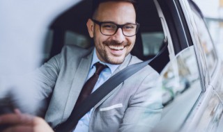 新款奥迪a8怎么升降底盘 新款奥迪a8升降如何操作