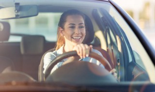 奥迪a6l后视镜怎么手动折叠 奥迪a6l反光镜如何手动折叠