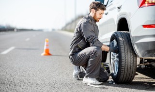 奥迪q5内球笼怎么拆 11款奥迪q5外球笼怎么拆卸