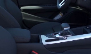 奥迪a5前部乘客安全气囊开启 奥迪a5安全气囊如何折叠