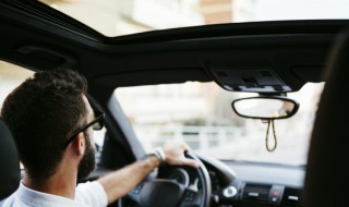 奥迪a4l冰莓粉报价 奥迪a4l