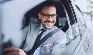 一般奥迪车哪里有录音 奥迪车上录像录音怎么关