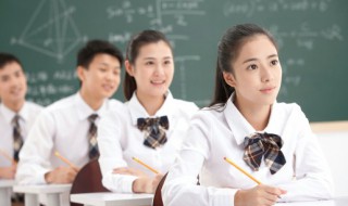 关于李白和杜甫的简介 李白和杜甫的简介