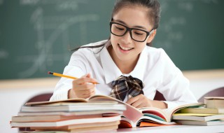 西方人在葬礼上都要穿黑色的原因 为什么西方人在葬礼上都要穿黑色