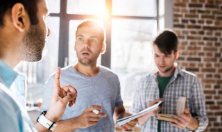 搞怪的英文姓氏有哪些特点 搞怪的英文姓氏介绍