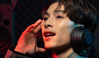 歌曲红马歌词 红马歌词