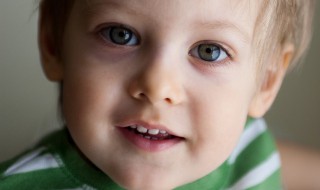 祝贺朋友喜得孙女的祝福语 喜得孙女的祝福语