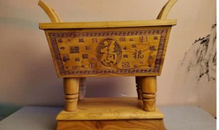 桃木剑家里可以放几把 鼎后面放桃木剑可以吗