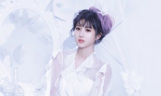 莫名其妙的爱上你歌曲介绍 就这样莫名其妙的爱上你是什么歌