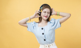 歌曲青春修炼手册的歌词 青春修炼手册的歌词