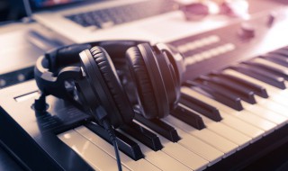 最后还是会歌词是什么意思 最后还是会歌词